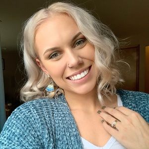 Meet your Posher, Kendall